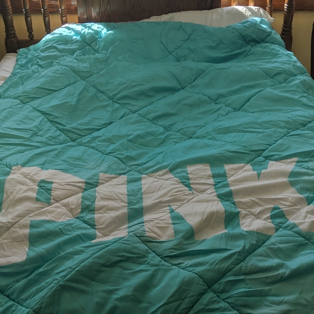 Victoria Secret PINK bedding
